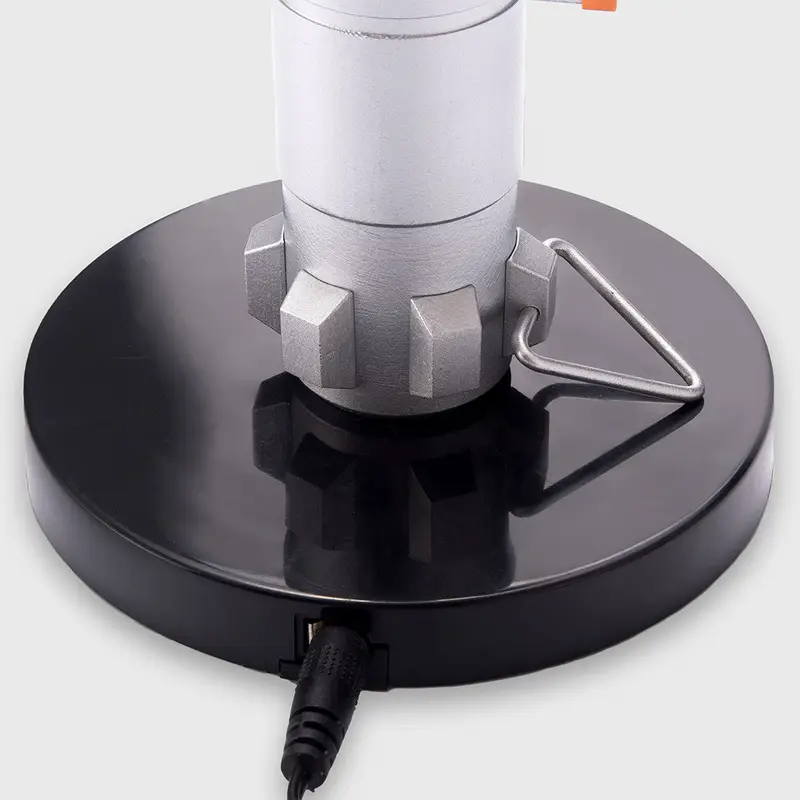 Dekoracyjna lampa stołowa w kształcie cylindra