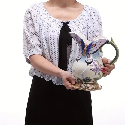 Wazon dekoracyjny z trójwymiarowymi wzorami